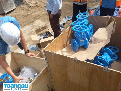 YTECO OFFICE AND WAREHOUSE BUILDING